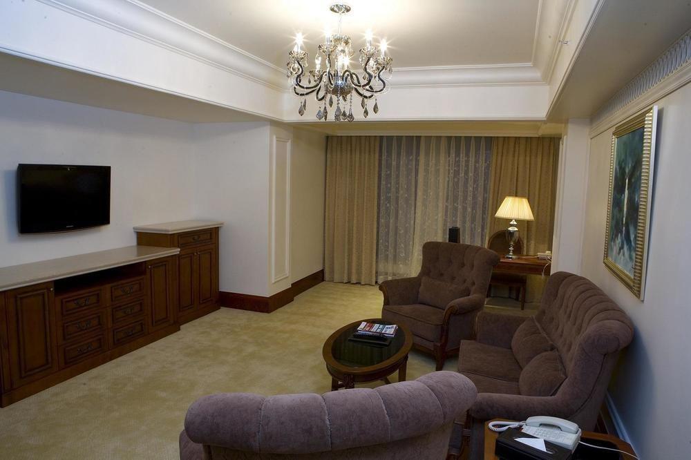 Guangzhou Weldon Hotel Екстериор снимка
